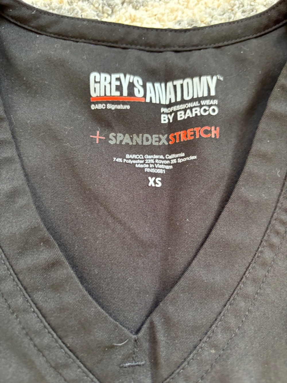 Grey’s Anatomy Black Scrub Set with Jogger Pants - Picture 3 of 9